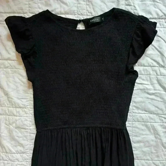 Zesica womens small Black maxi dress tiered flutter sleeves smocked loose flowy - Picture 5 of 7